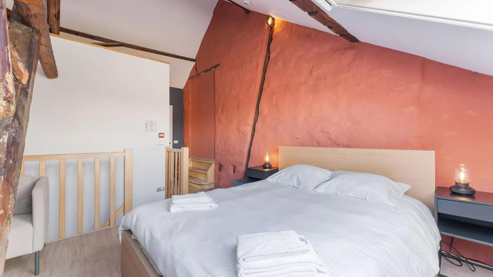 Lake Suites Bruges