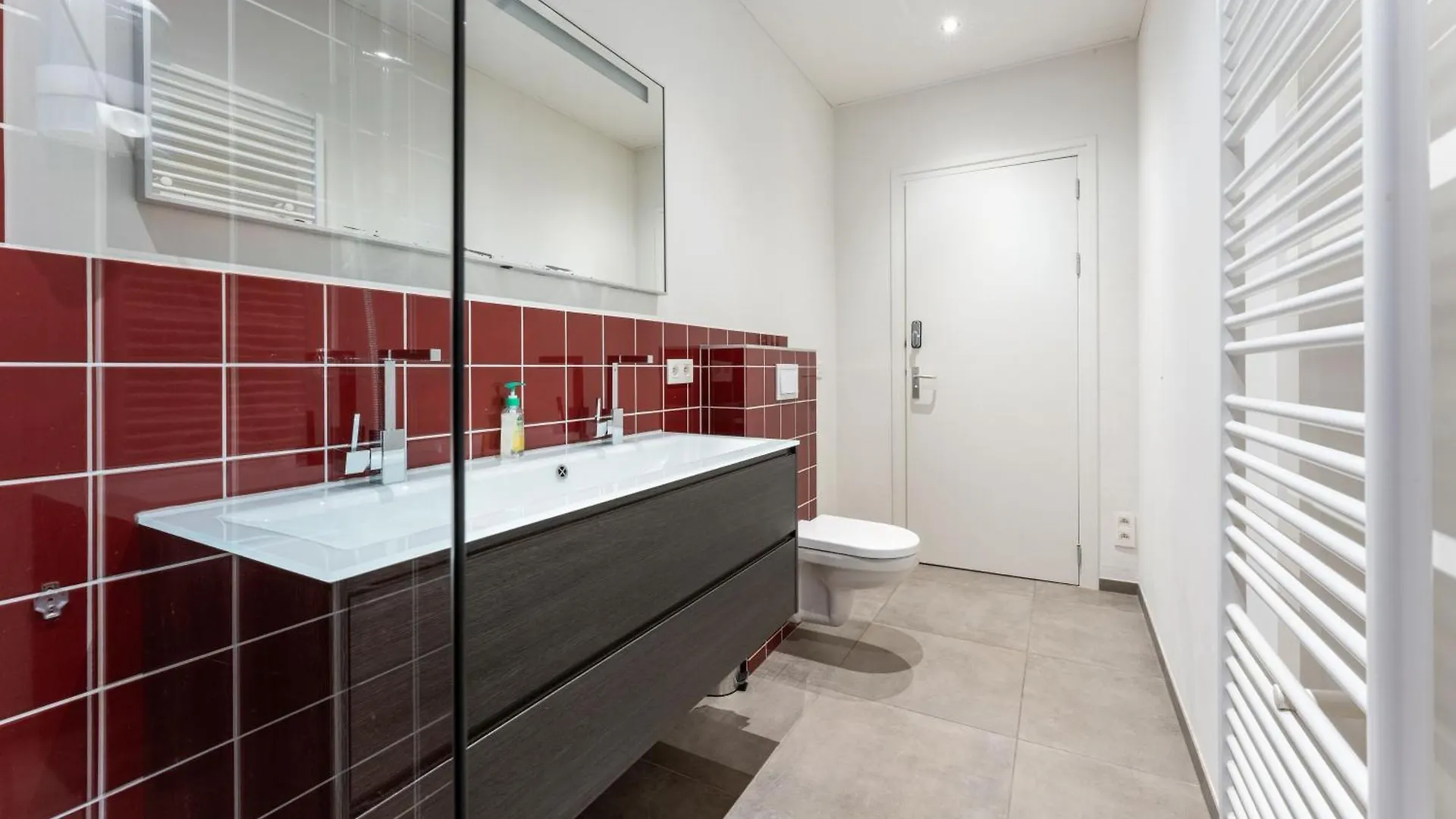Lake Suites Brugge Bed & Breakfast