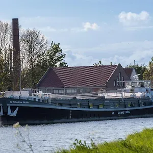 Bed & Breakfast Droomboot