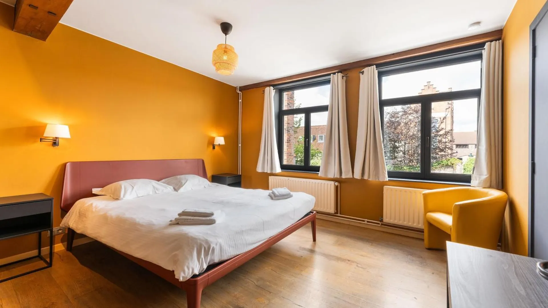 Lake Suites Bruges 3*,  Belgio